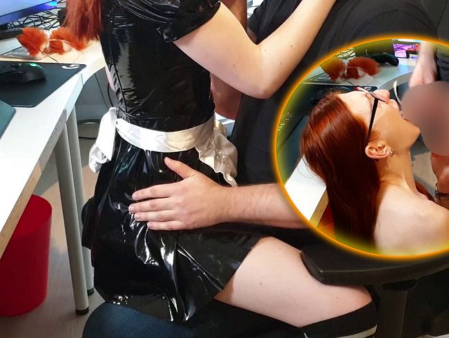 FinaFoxy Porno Video: Ist das mora*isch verwerflich? Praktikantenschw**z geputzt